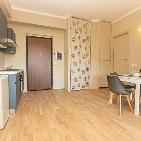 Giglio Terminal Traghetti Apartment Genoa