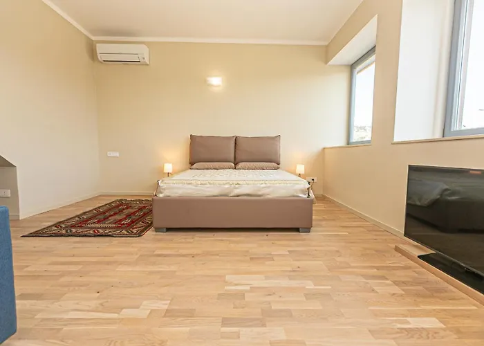 Giglio Terminal Traghetti *