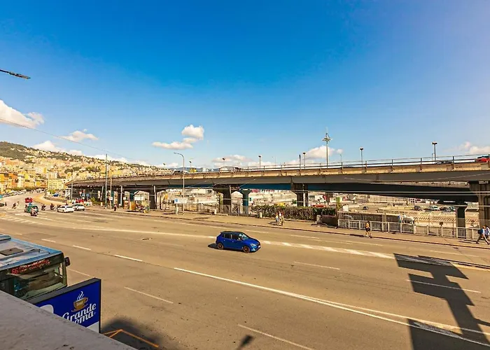 Giglio Terminal Traghetti ジェノヴァ